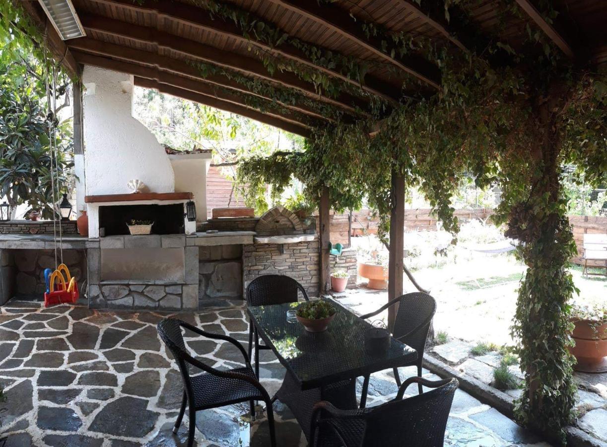 Theodoras House Guest House Nea Iraklitsa Ngoại thất bức ảnh